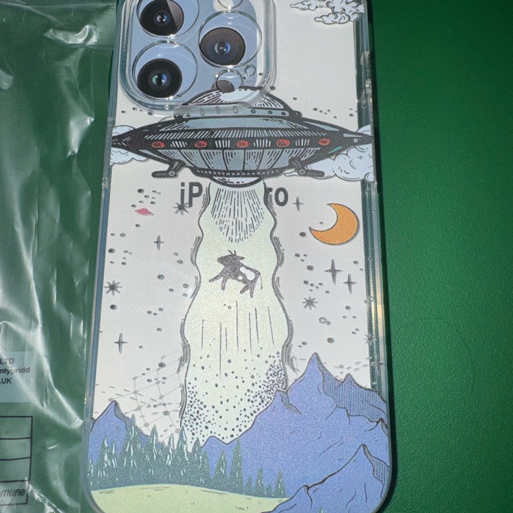 UFO IPhone 15 Pro Phone Case